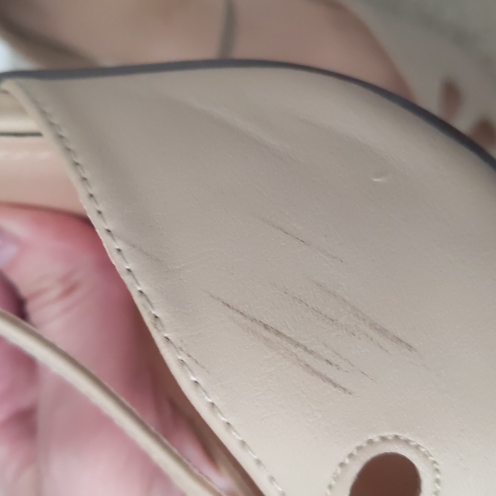 T-Strap nude shoes - Picture 3 of 6